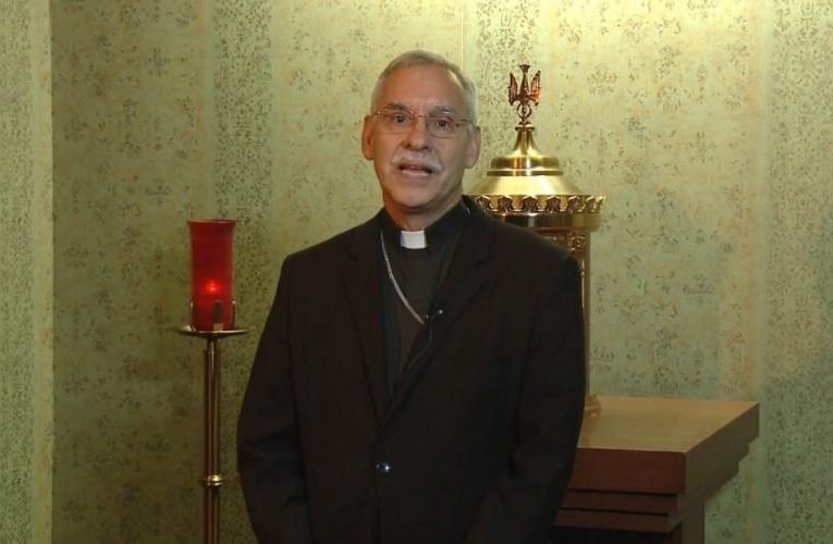 US bishop: Choir members, Communion ministers must be ‘fully vaccinated’