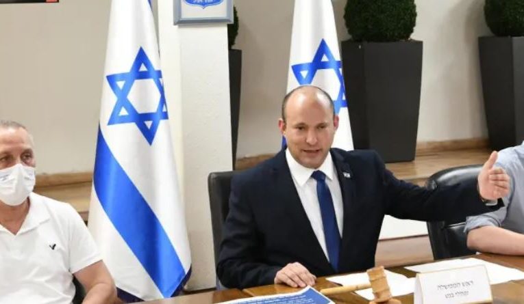 Israeli PM Bennett: Vaccine ‘significantly less’ effective against the Delta variant